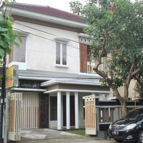  Topkapi Homestay  Семаранг